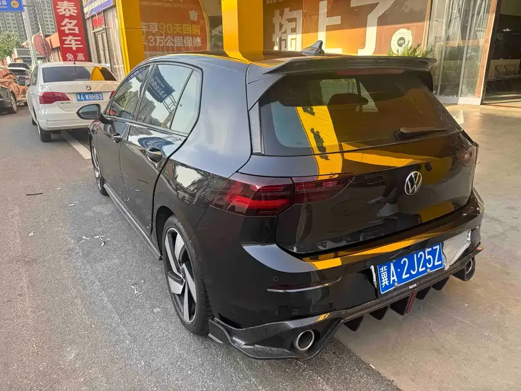 Volkswagen Golf GTI 2024 из CN, фото 8
