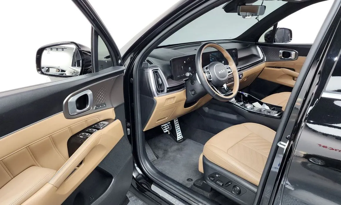 Kia Sorento — фото 10
