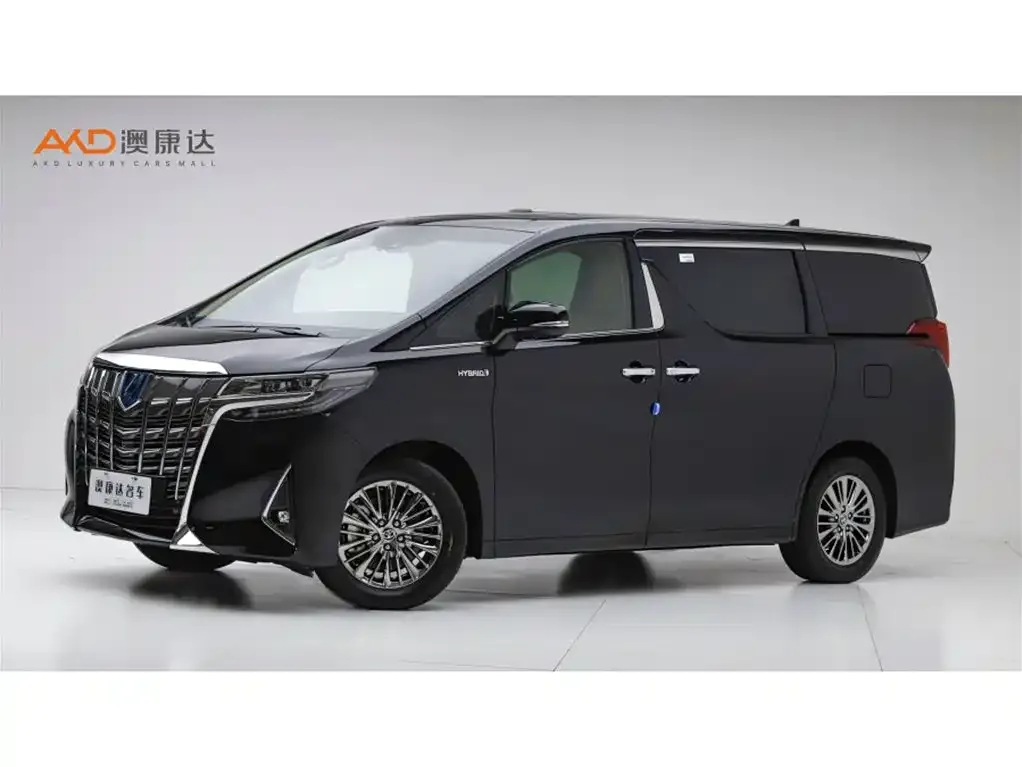 Toyota Alphard — фото 1