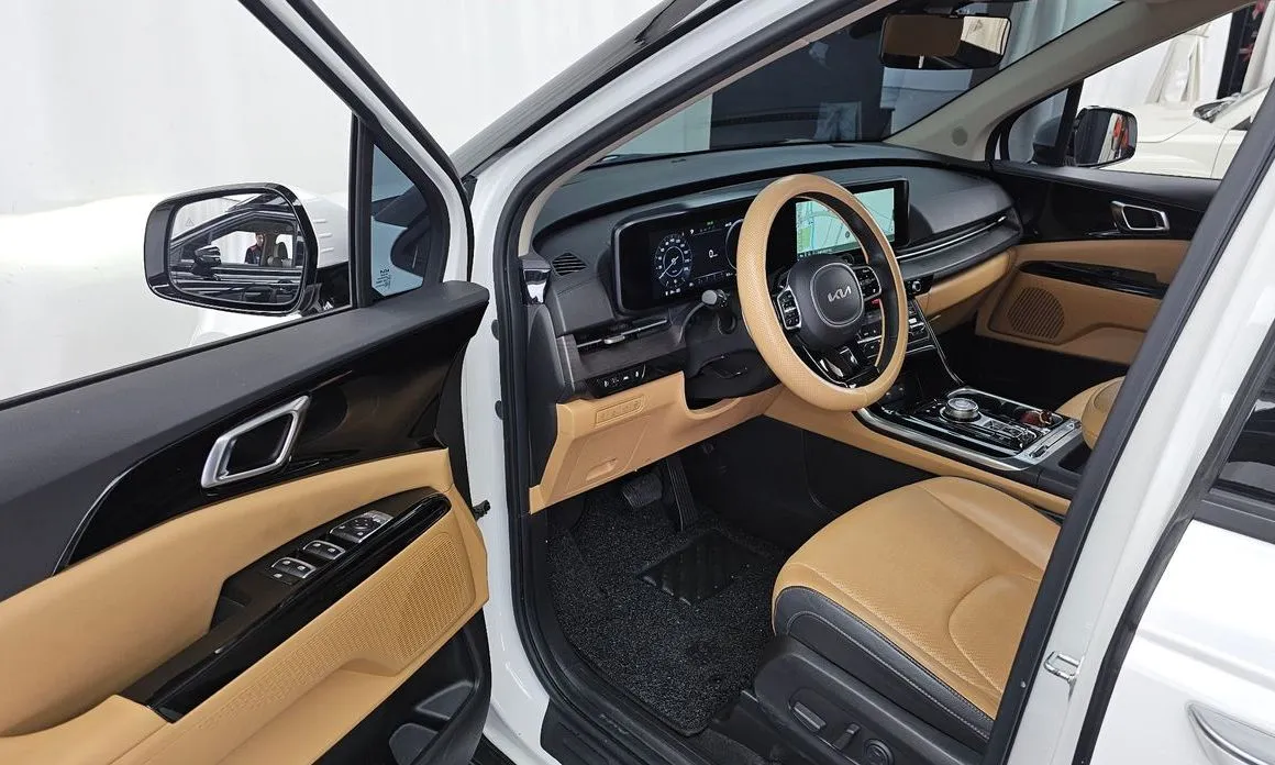 Kia Carnival 2023 из KR, фото 9