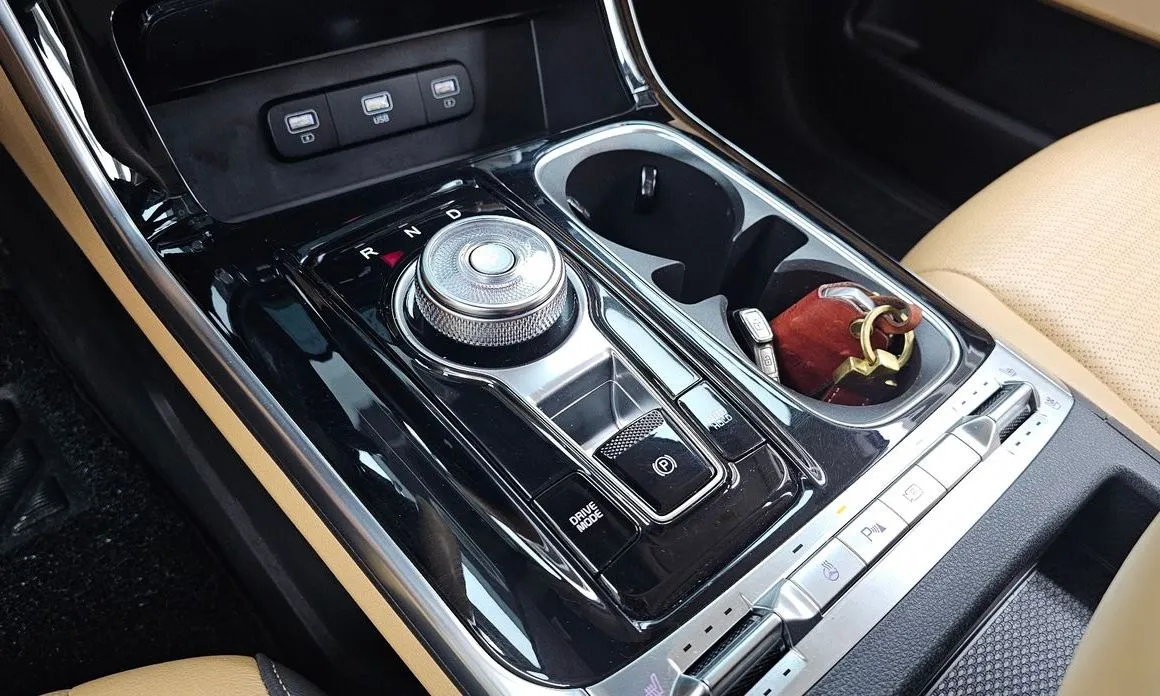 Kia Carnival 2023 из KR, фото 8