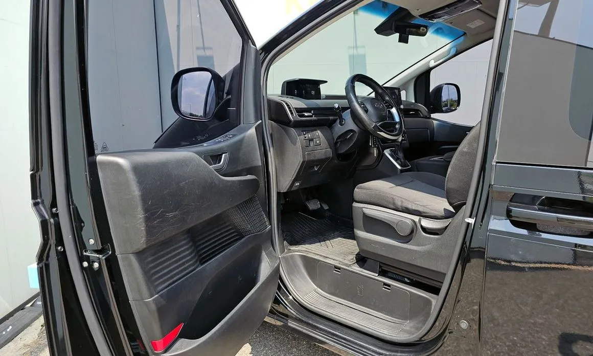 Hyundai Staria 2022 из KR, фото 6