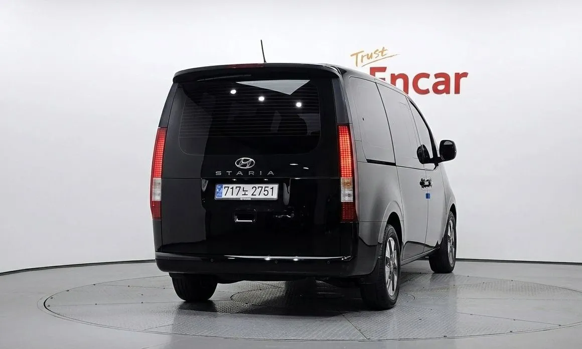 Hyundai Staria 2022 из KR, фото 3