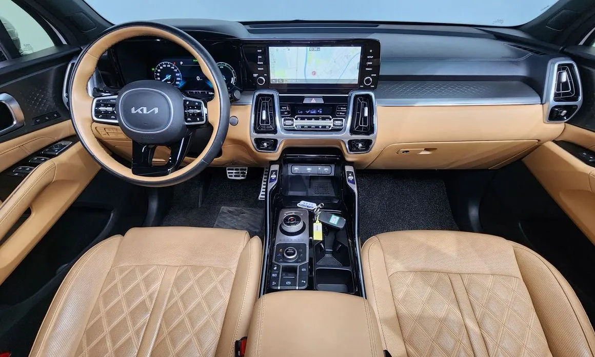 Kia Sorento — фото 8