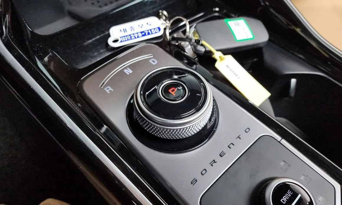 Kia Sorento — фото 6
