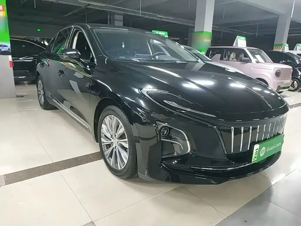 Hongqi E-QM5 — фото 7