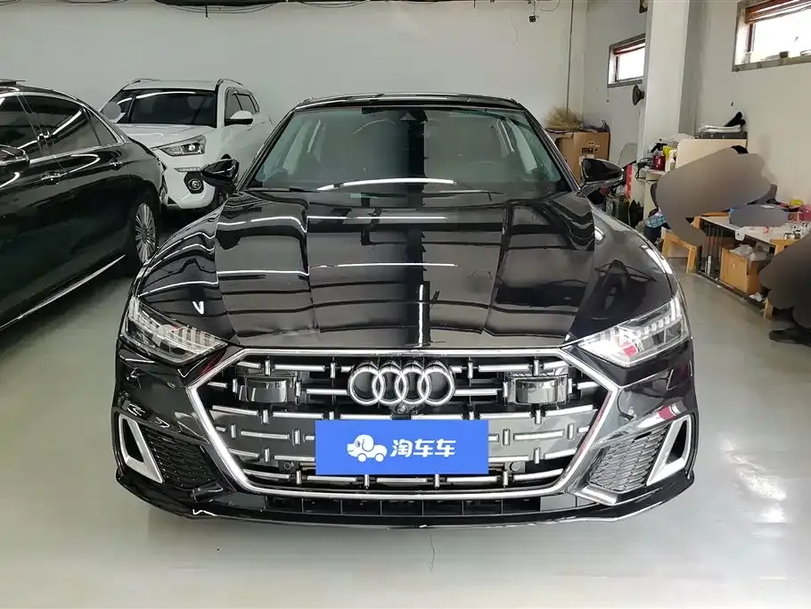 Audi A7L — фото 3