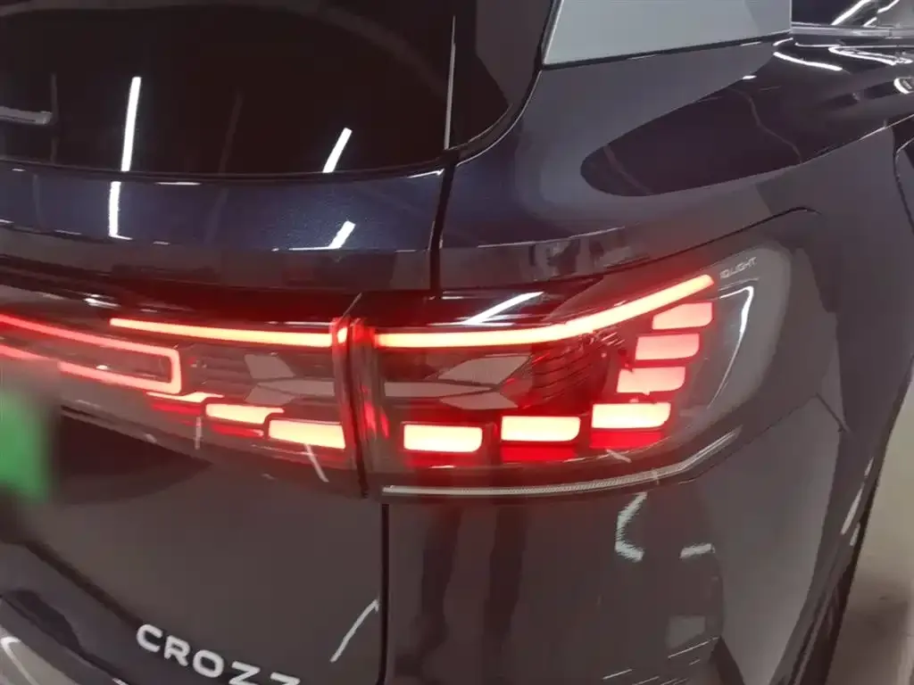 Volkswagen ID.6 Crozz 2022 из CN, фото 2