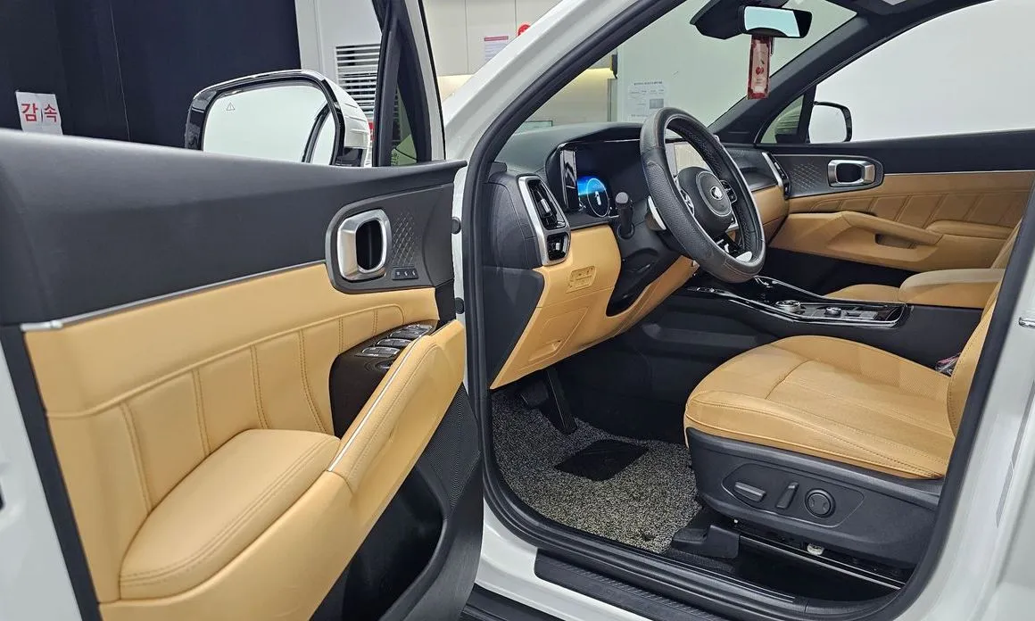 Kia Sorento — фото 6