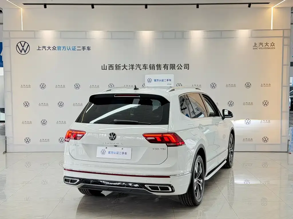 Volkswagen Tiguan L — фото 8