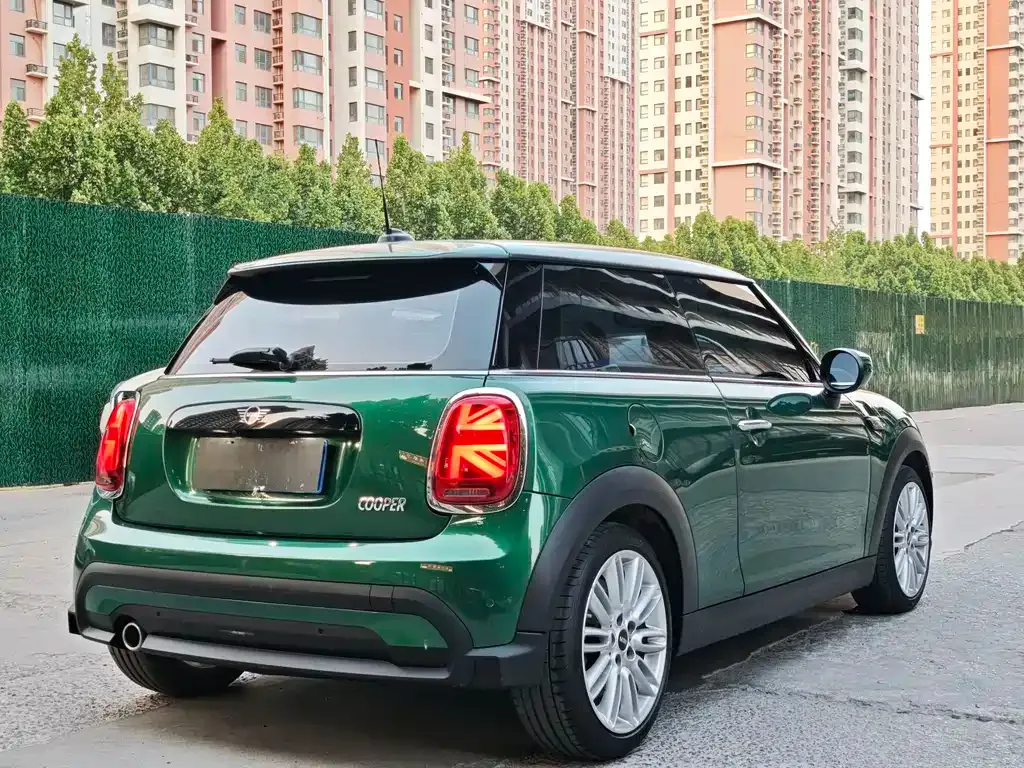 MINI Cooper (3-door) — фото 10