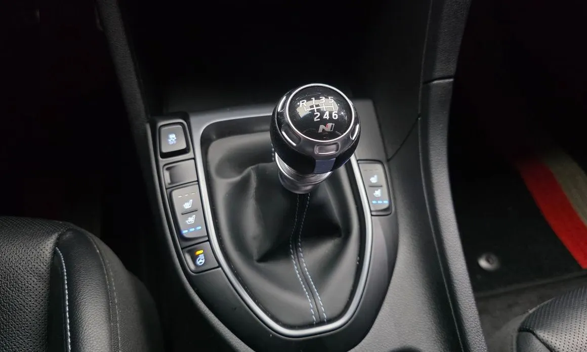 Hyundai Veloster 2022 из KR, фото 4