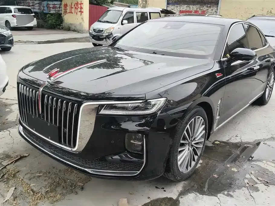 Hongqi H9 — фото 1