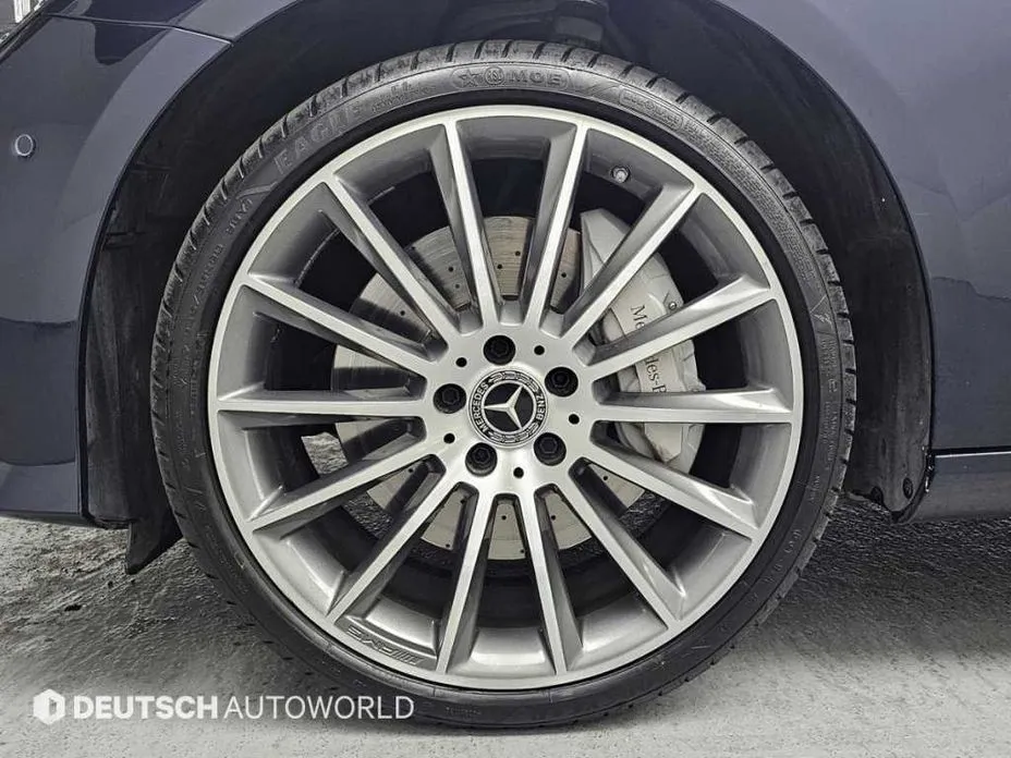 Mercedes-Benz E-Class 2023 из KR, фото 9
