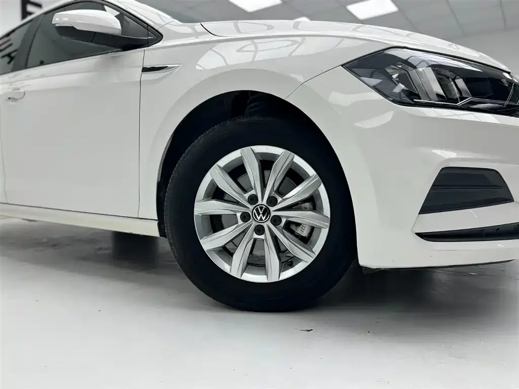 Volkswagen Polo 2021 из CN, фото 8