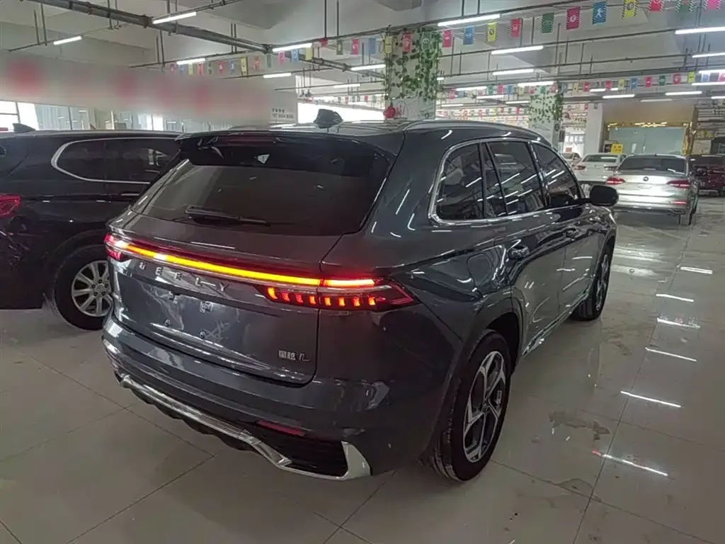 Geely Xingyue L — фото 10