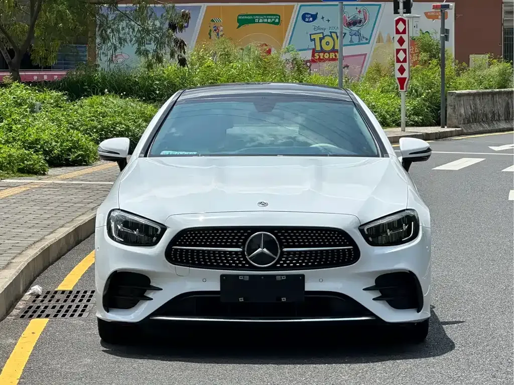 Mercedes-Benz E-Class (Import) — фото 4