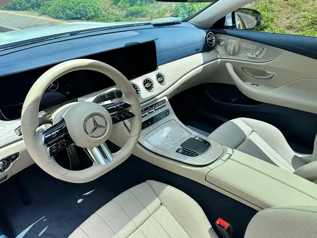Mercedes-Benz E-Class (Import) — фото 3