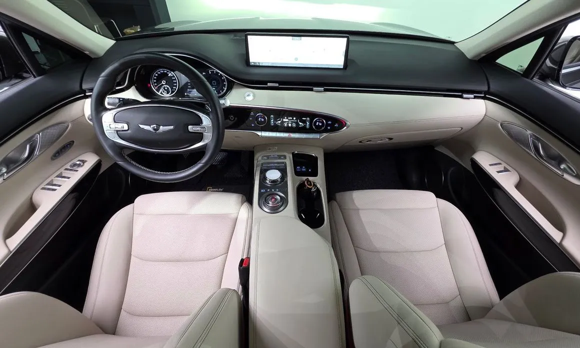 Genesis GV70 — фото 10