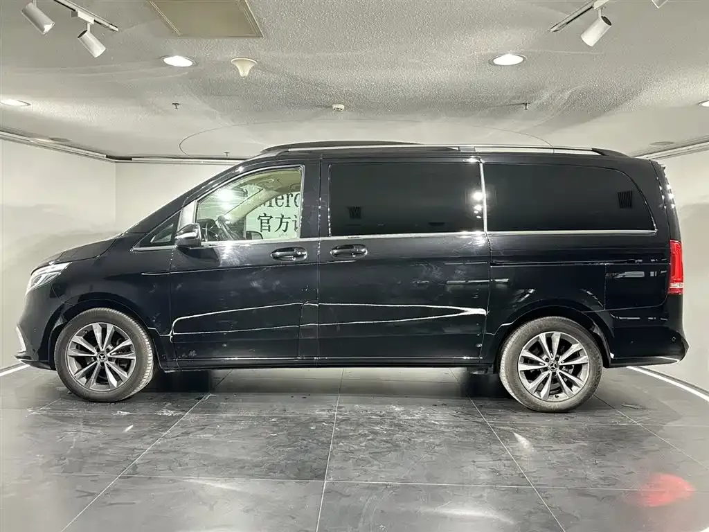 Mercedes-Benz V-Class 2021 из CN, фото 4