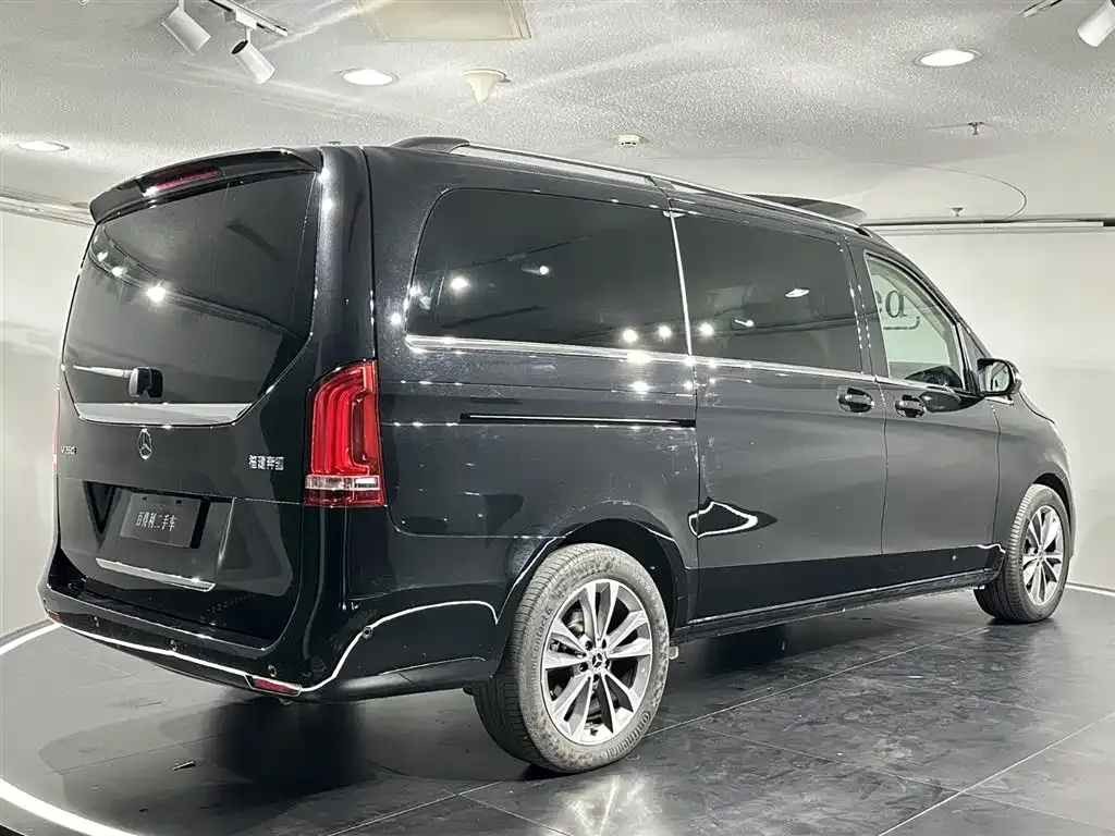Mercedes-Benz V-Class 2021 из CN, фото 10