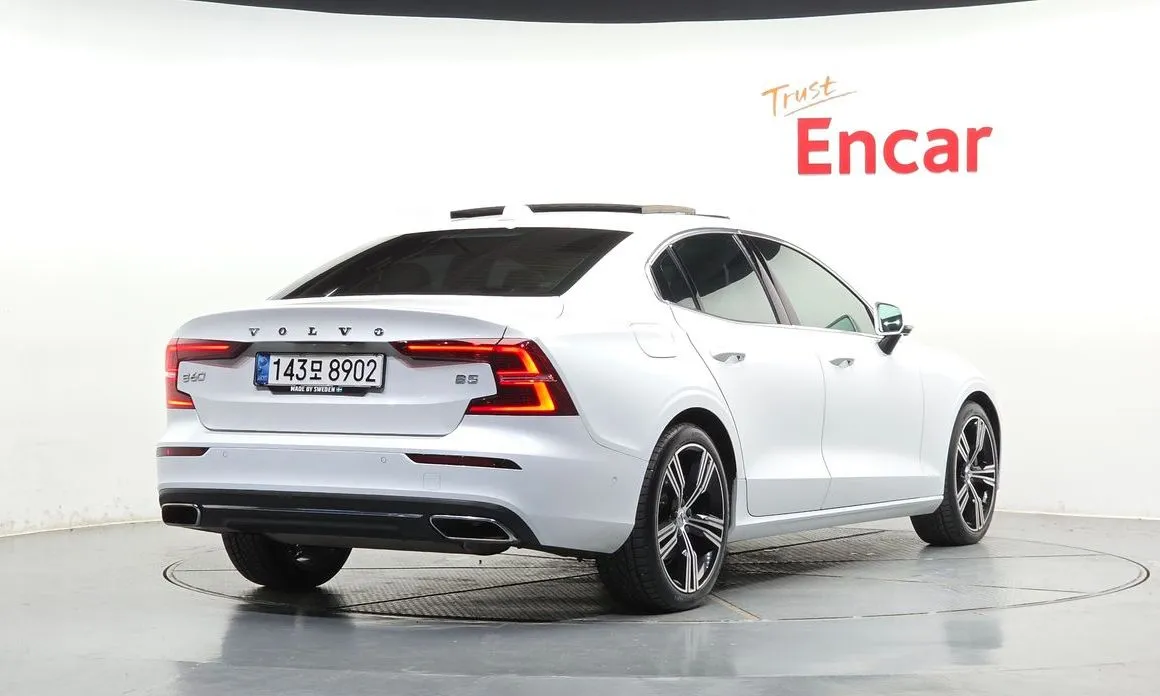 Volvo S60 2021 из KR, фото 4