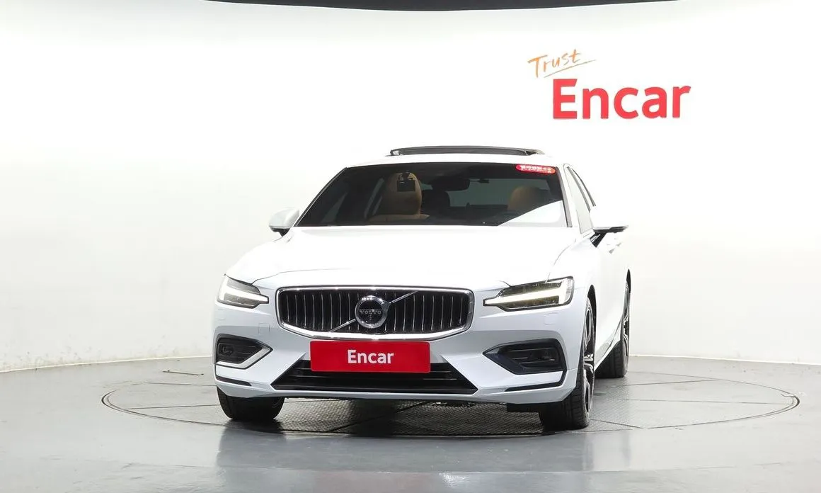 Volvo S60 2021 из KR, фото 7