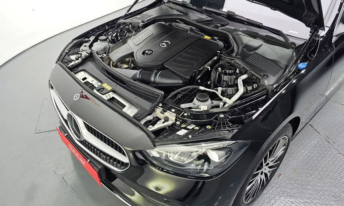 Mercedes-Benz C-Class 2025 из KR, фото 9