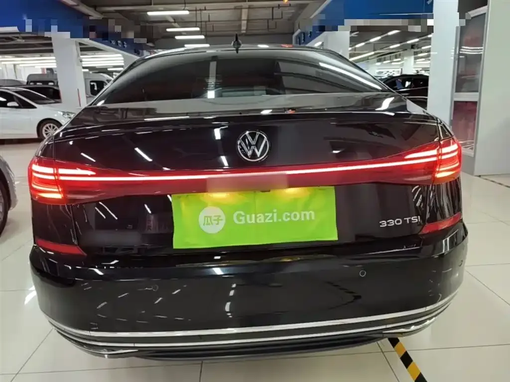 Volkswagen Passat — фото 10