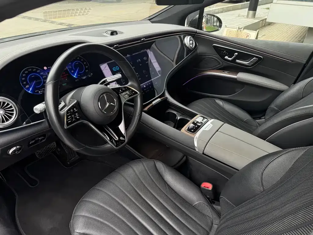 Mercedes-Benz EQS 2024 из CN, фото 10