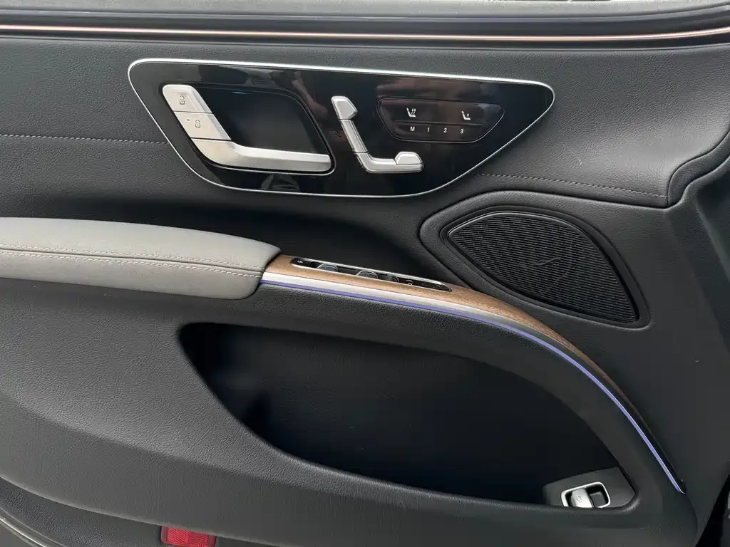 Mercedes-Benz EQS 2024 из CN, фото 9