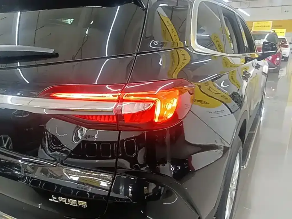 Buick Enclave 2021 из CN, фото 8