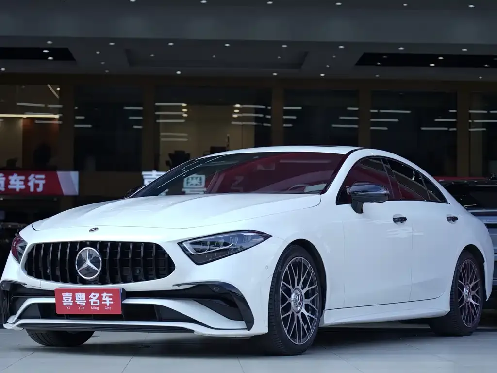 Mercedes-Benz CLS — фото 1