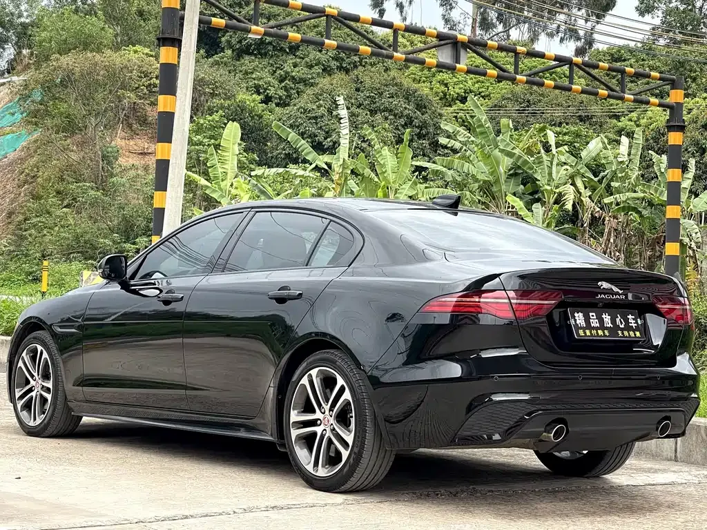 Jaguar XEL — фото 10
