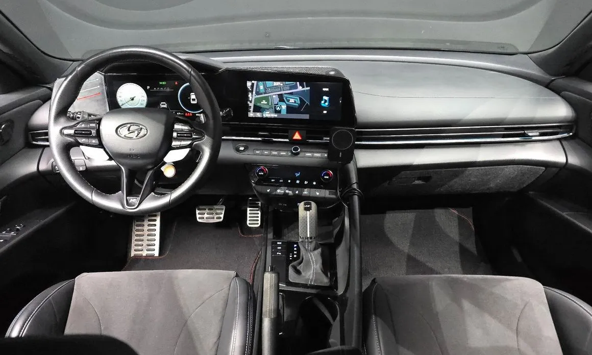 Hyundai AVANTE — фото 8