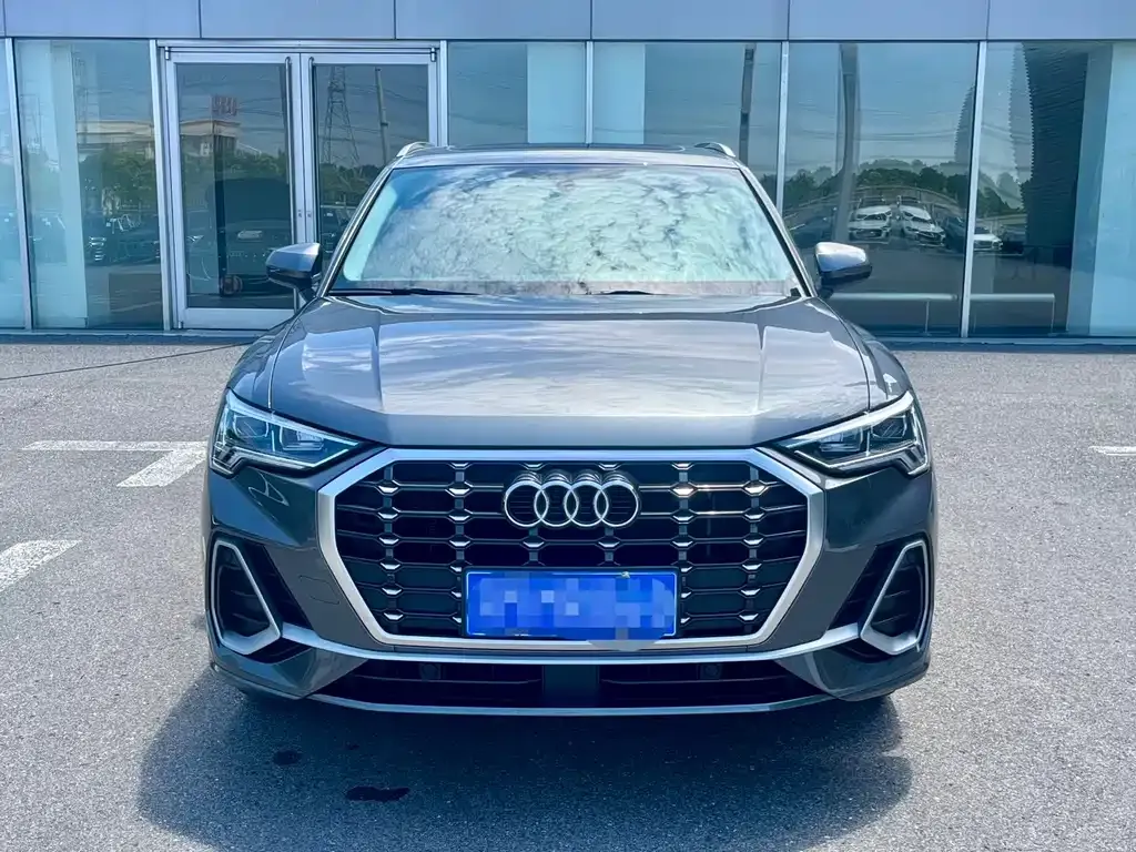 Audi Q3 — фото 6