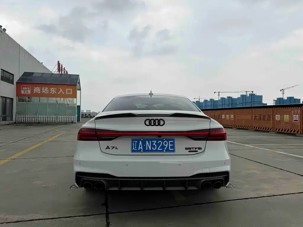 Audi A7L — фото 3