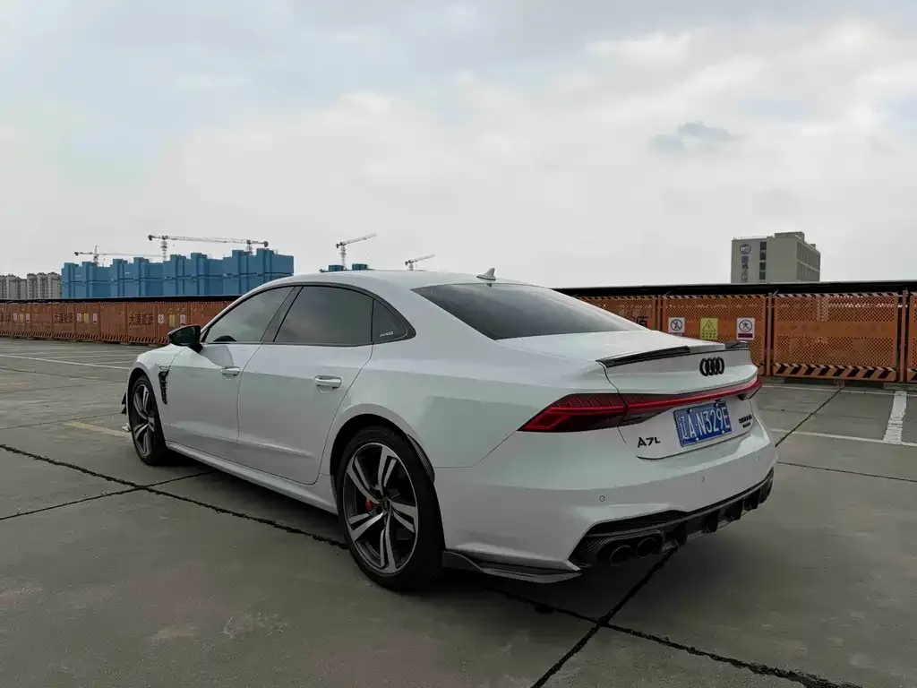 Audi A7L — фото 4
