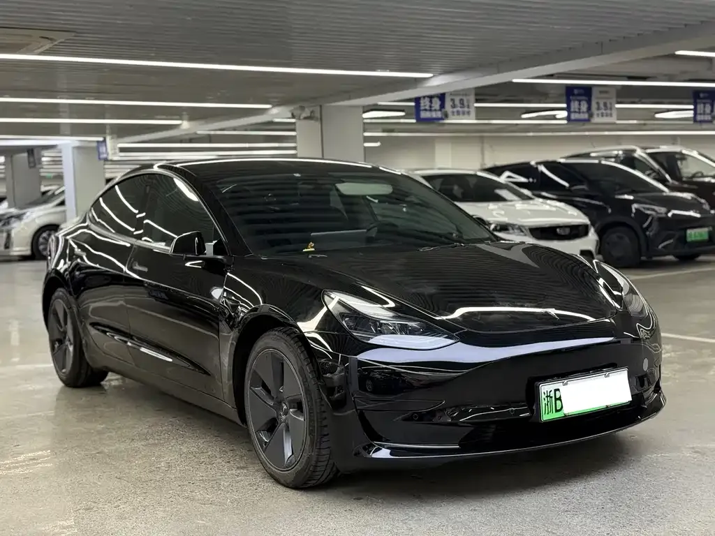 Tesla Model 3 — фото 5