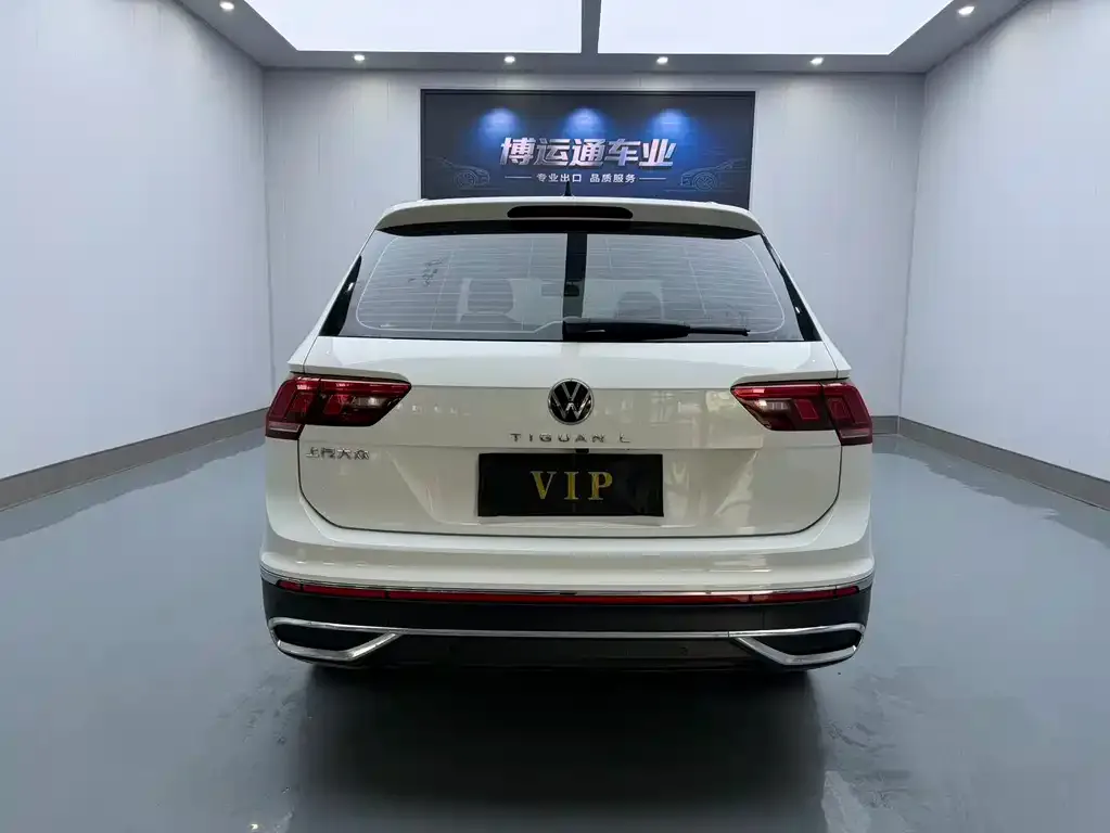 Volkswagen Tiguan L 2023 из CN, фото 2