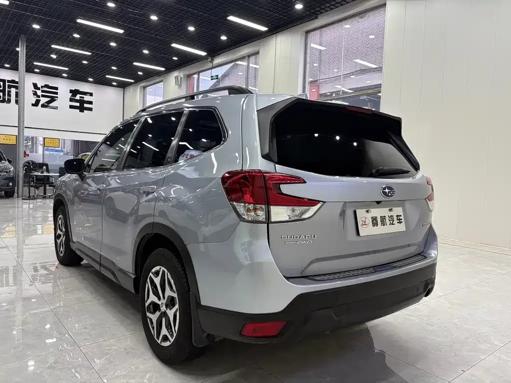 Subaru Forester 2021 из CN, фото 5