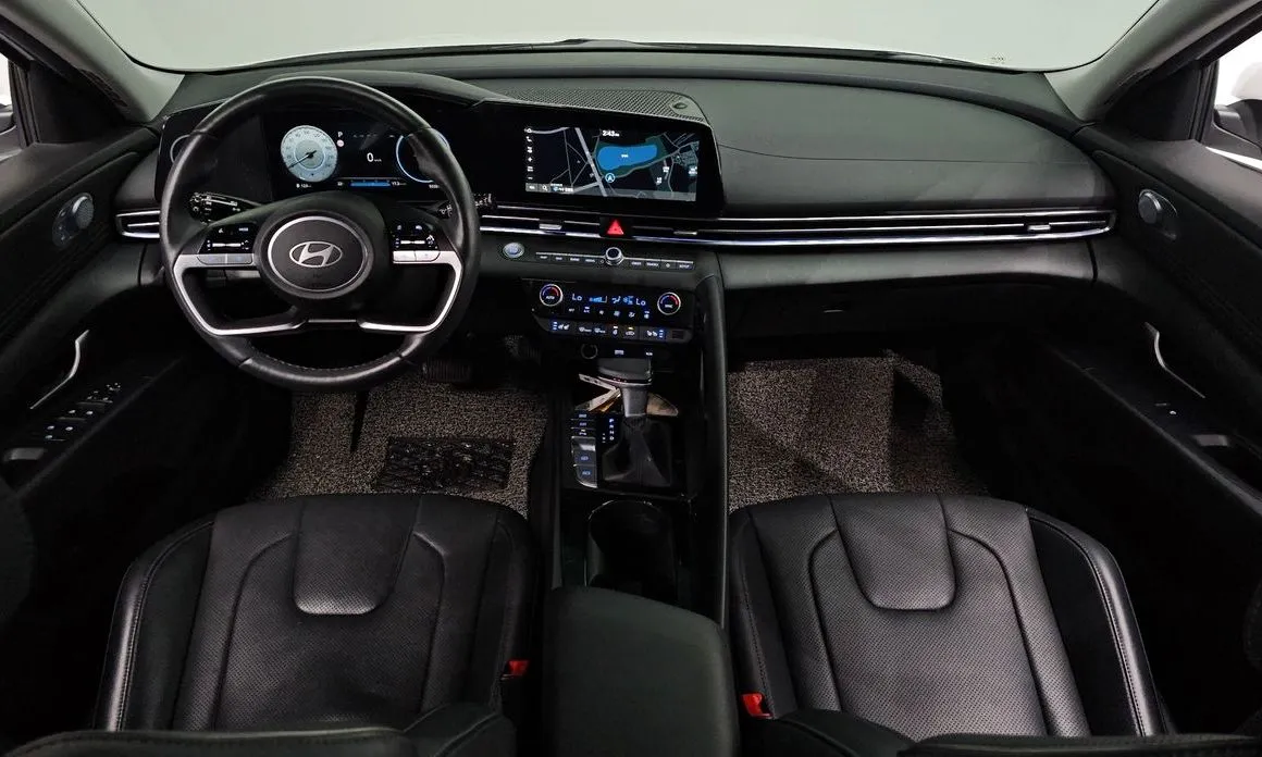 Hyundai AVANTE — фото 4