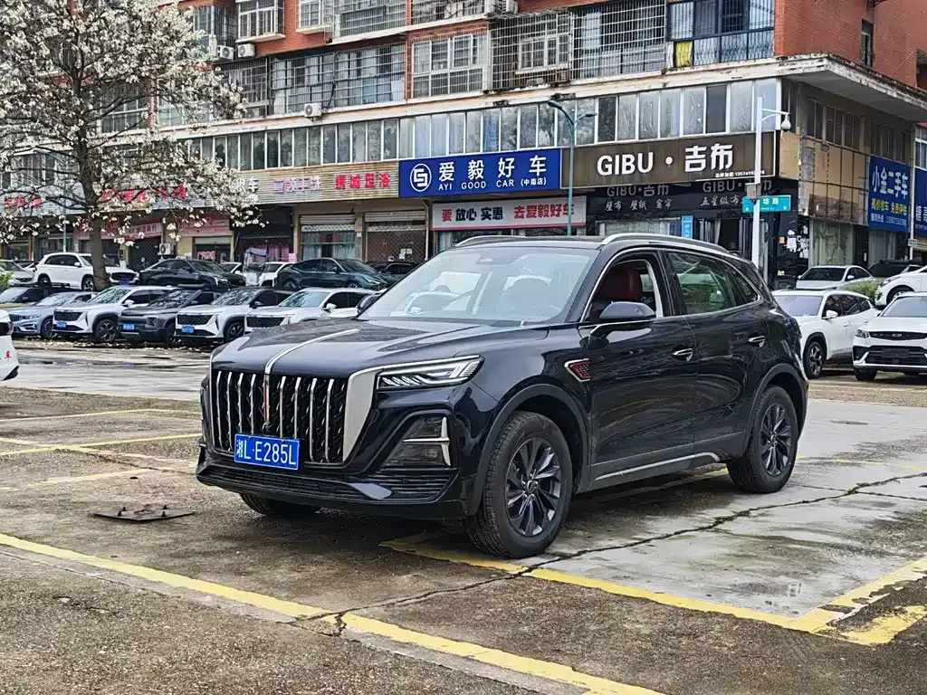 Hongqi HS5 — фото 1