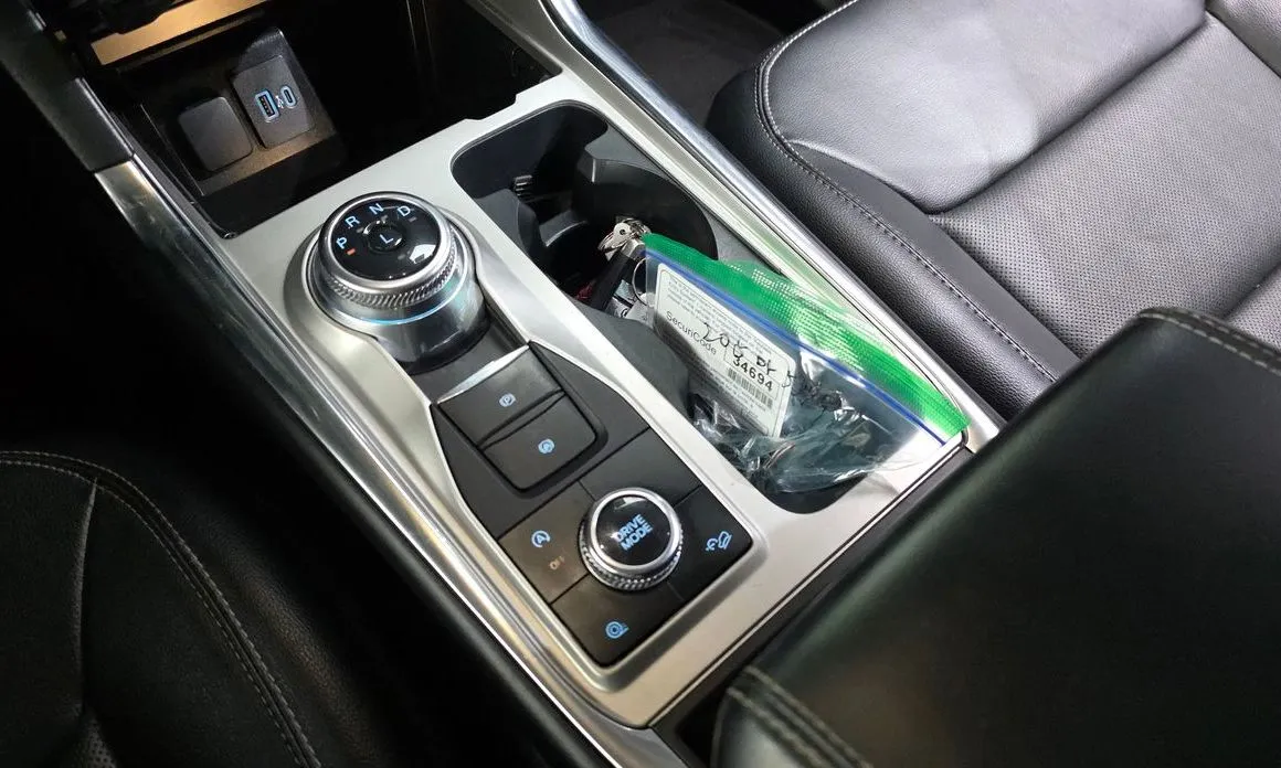 Ford Explorer 2021 из KR, фото 5