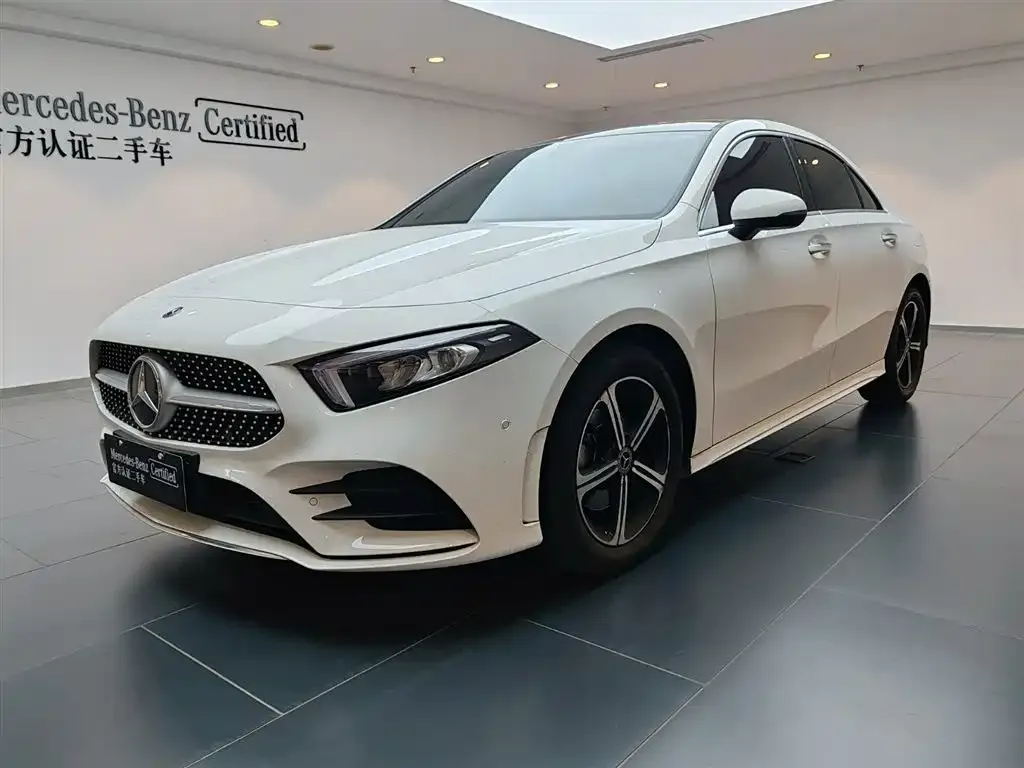 Mercedes-Benz A-Class — фото 1