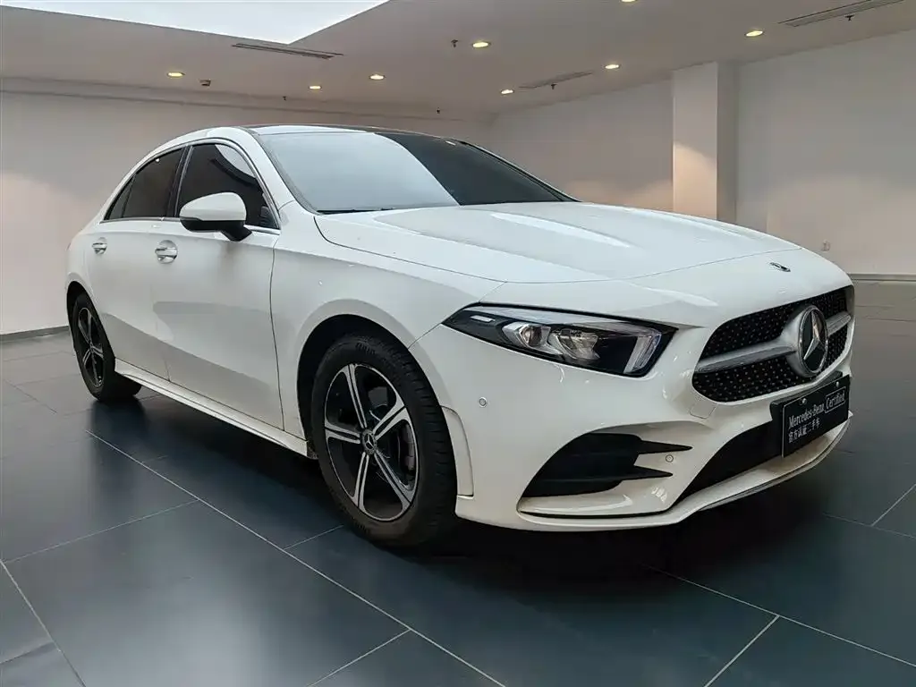 Mercedes-Benz A-Class — фото 6