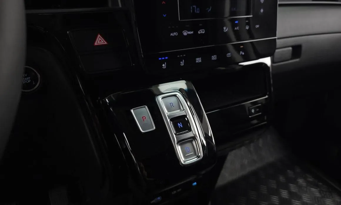 Hyundai ST1 2025 из KR, фото 2