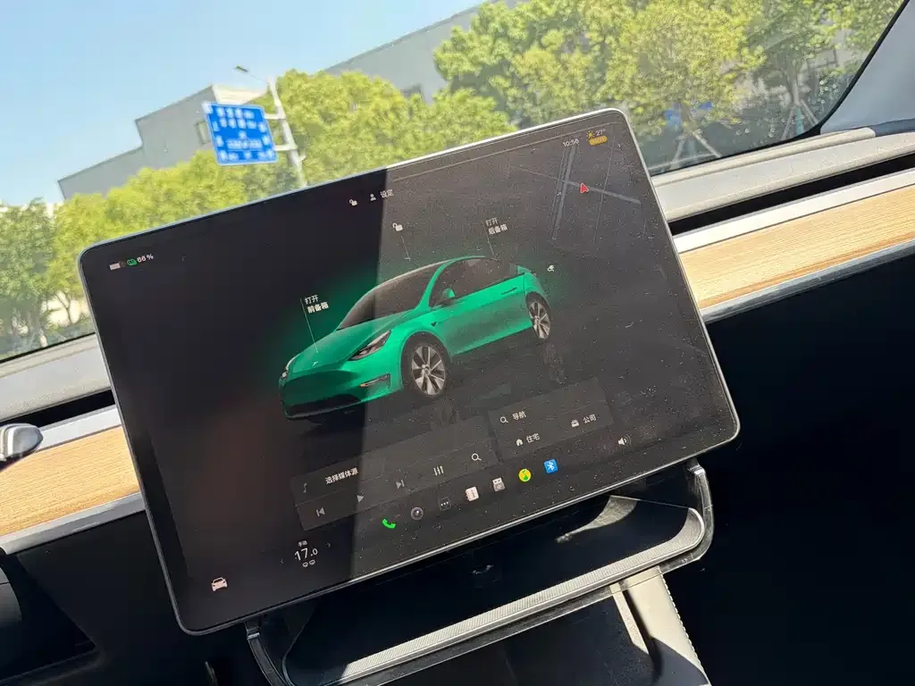 Tesla Model Y — фото 2