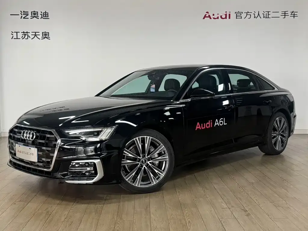 Audi A6L — фото 1