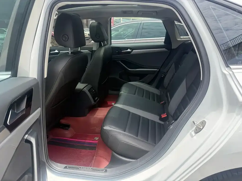 Volkswagen Sagitar 2022 из CN, фото 5
